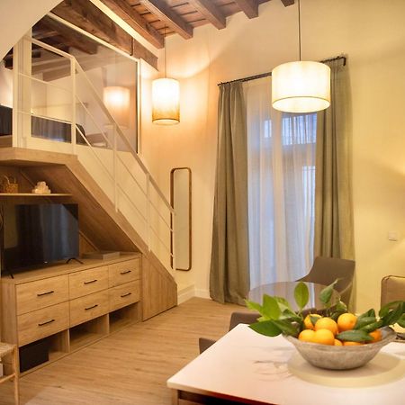 Casa Palacio Bustos Tavera Севилья Экстерьер фото